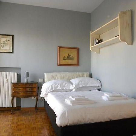 Bright Apt With Views And Terrace Florenţa Exterior foto