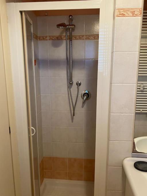 Bright Apt With Views And Terrace Florenţa Exterior foto