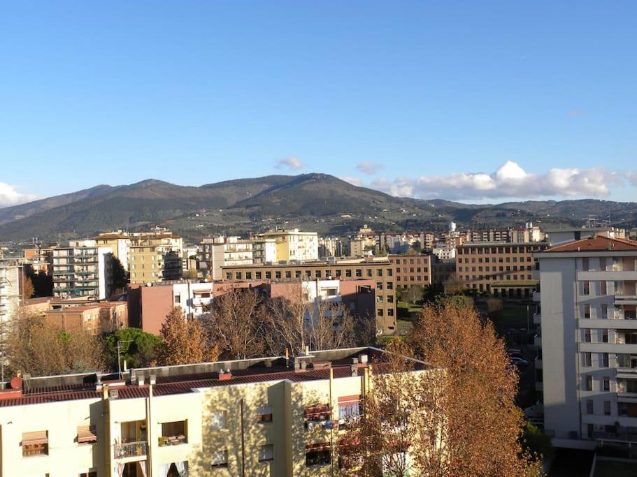 Bright Apt With Views And Terrace Florenţa Exterior foto